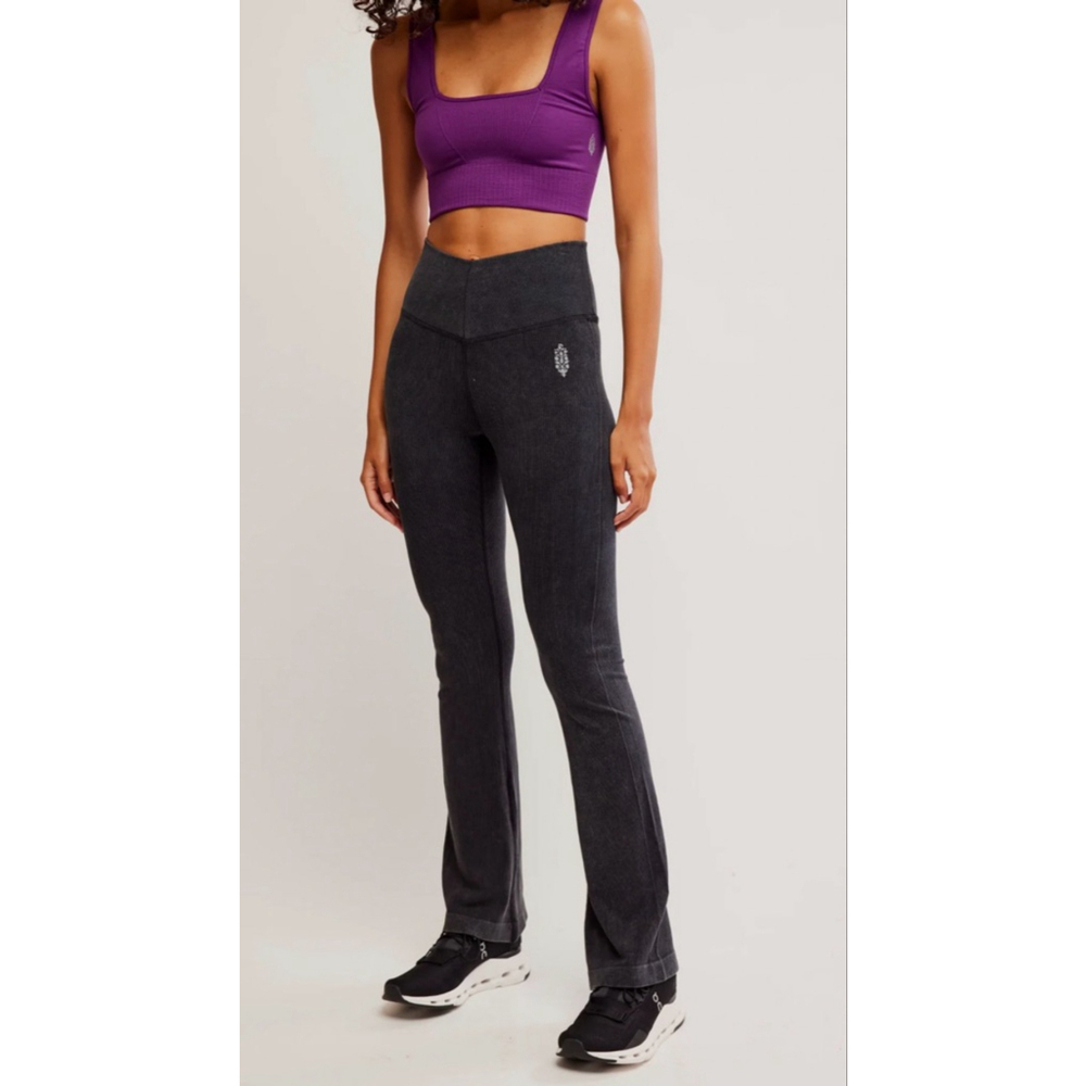 Free People Flare Leggings NWT Size XS/S Black FP Movement
